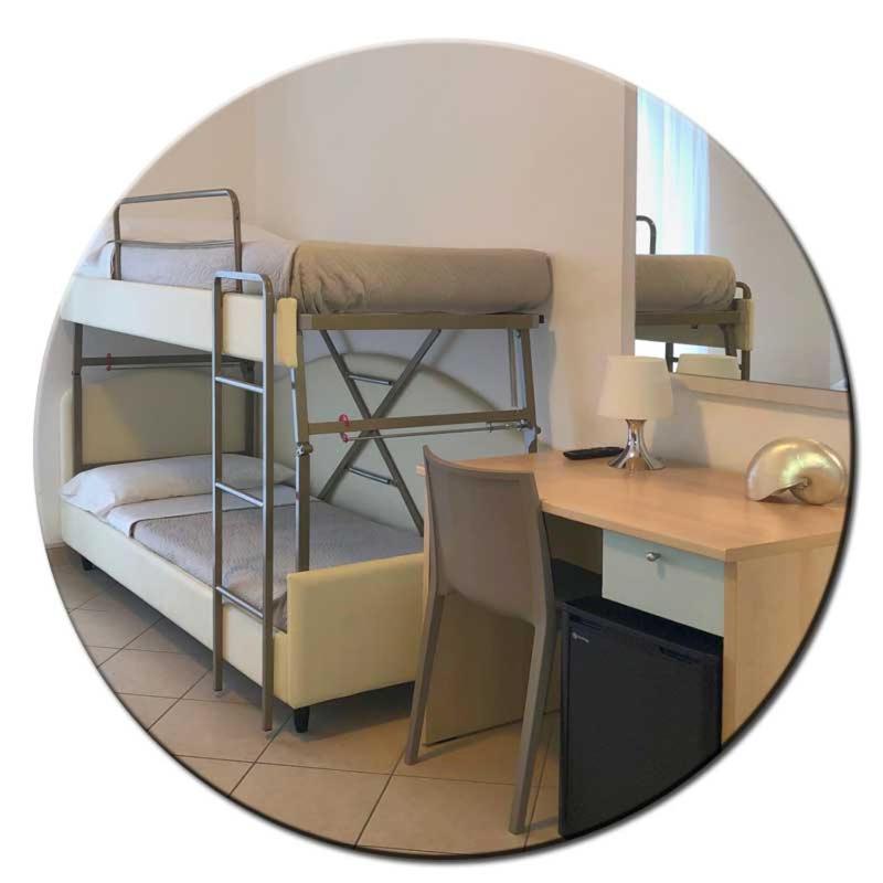 Hotel Amedea チェルヴィア エクステリア 写真