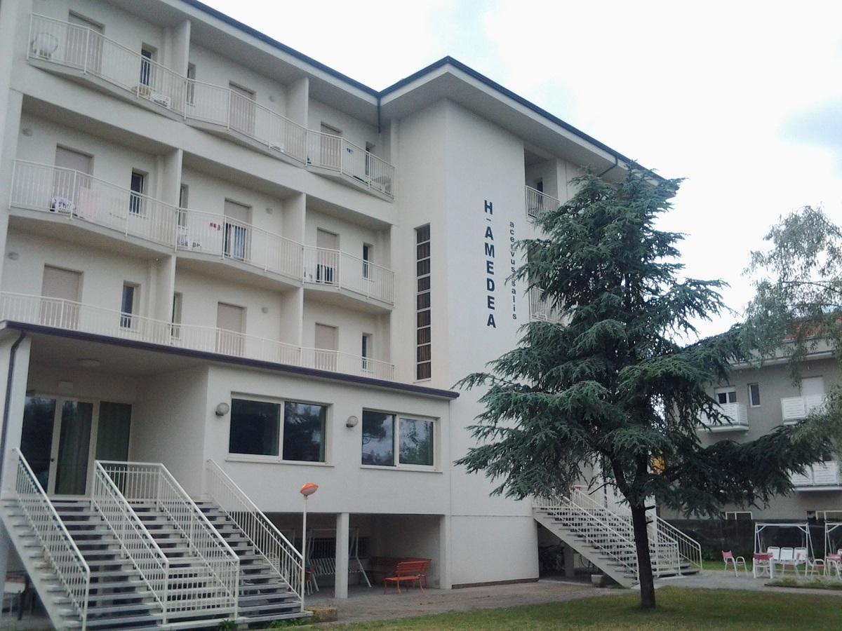Hotel Amedea チェルヴィア エクステリア 写真